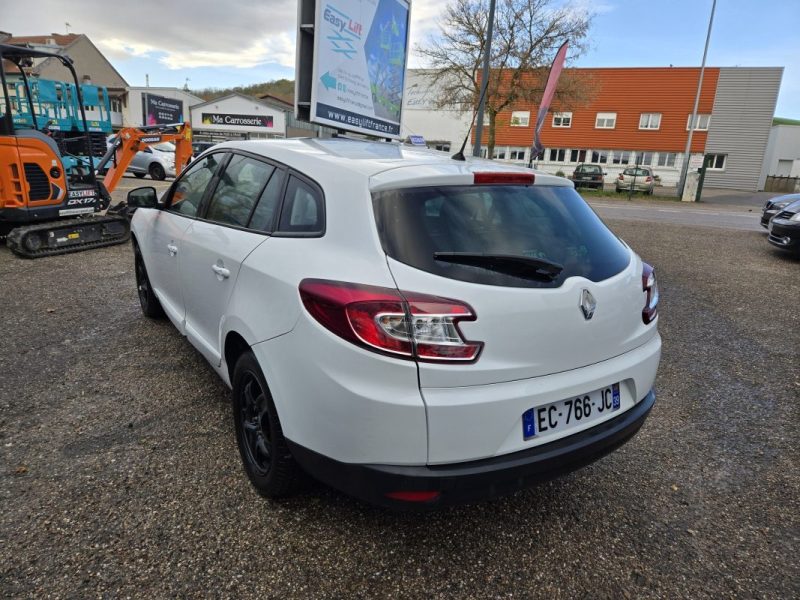 RENAULT MEGANE 1.2 TCE 115CH ENERGY BOSE EURO6 2015 2016