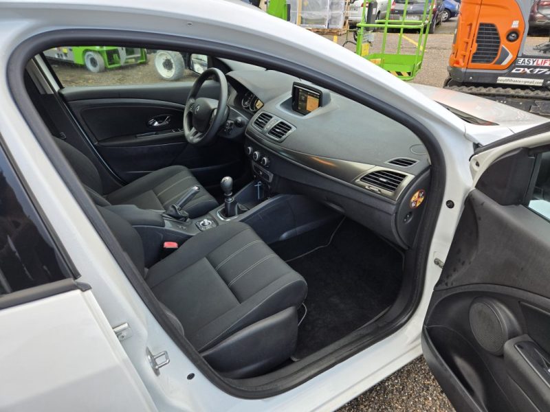 RENAULT MEGANE 1.2 TCE 115CH ENERGY BOSE EURO6 2015 2016