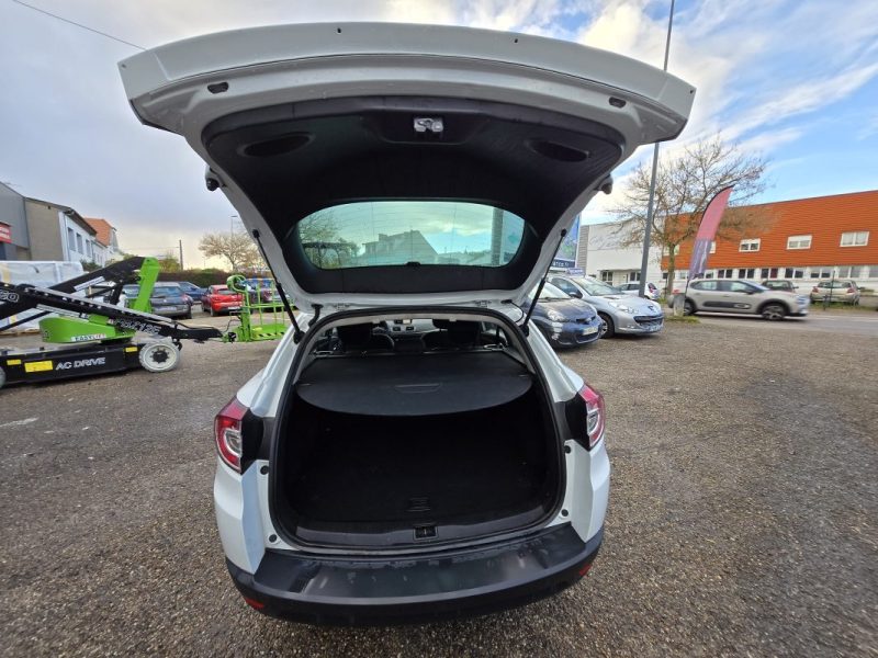 RENAULT MEGANE 1.2 TCE 115CH ENERGY BOSE EURO6 2015 2016