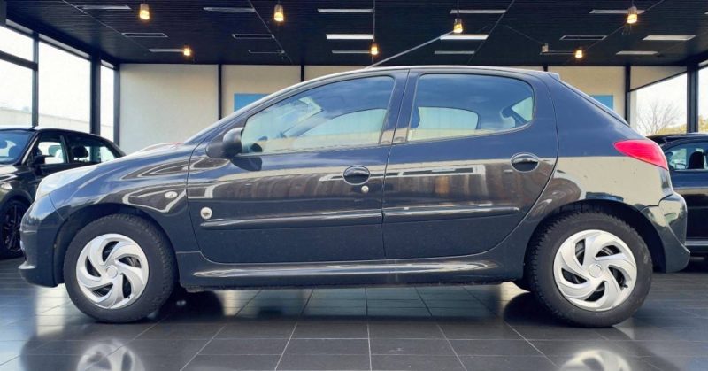 PEUGEOT 206+ 1,4 5PORTES GENERATION GARANTIE 6MOIS