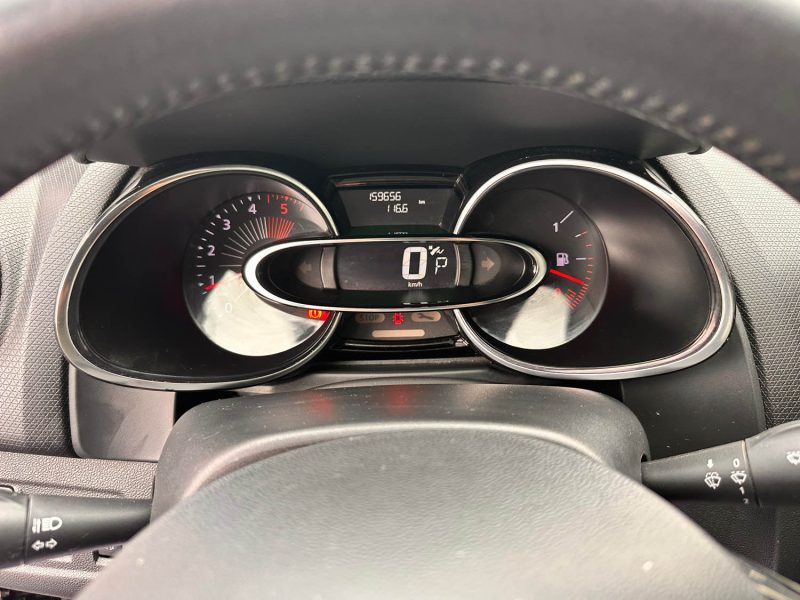 RENAULT CLIO 1.5 DCI 90CH ENERGY INITIALE PARIS EDC EURO6 2015 2016