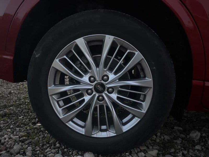 FORD KUGA 2.5 L Duratec 190 ch FlexiFuel Vignale Full options