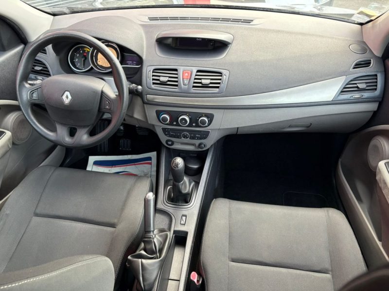 RENAULT MEGANE 1.5 DCI 90CH FAP AUTHENTIQUE ECO² 2011