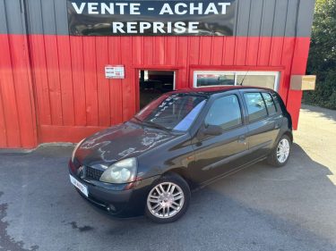 RENAULT CLIO RXE 1.9DTI 2002