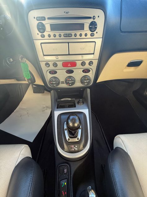 ALFA ROMEO 147 2.0I - 16V 150CV  TS DISTINCTIVE BOITE AUTO 1ER MAIN 