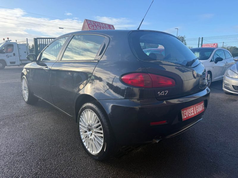 ALFA ROMEO 147 2.0I - 16V 150CV  TS DISTINCTIVE BOITE AUTO 1ER MAIN 