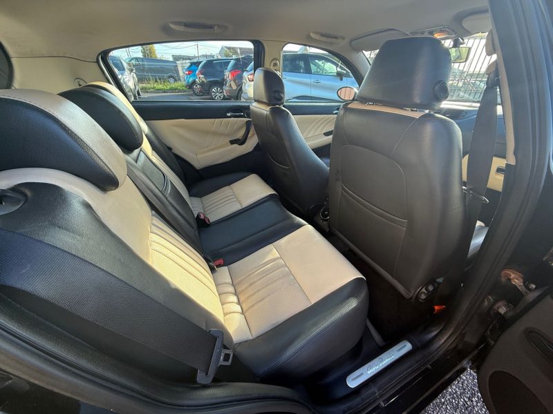 ALFA ROMEO 147 2.0I - 16V 150CV  TS DISTINCTIVE BOITE AUTO 1ER MAIN 