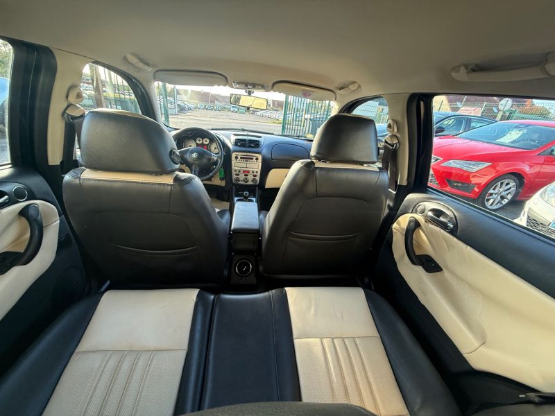 ALFA ROMEO 147 2.0I - 16V 150CV  TS DISTINCTIVE BOITE AUTO 1ER MAIN 