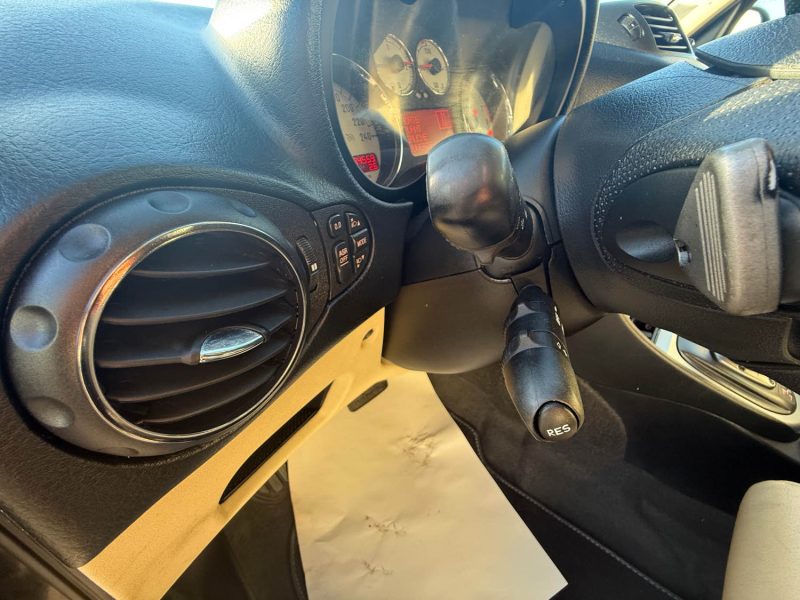 ALFA ROMEO 147 2.0I - 16V 150CV  TS DISTINCTIVE BOITE AUTO 1ER MAIN 