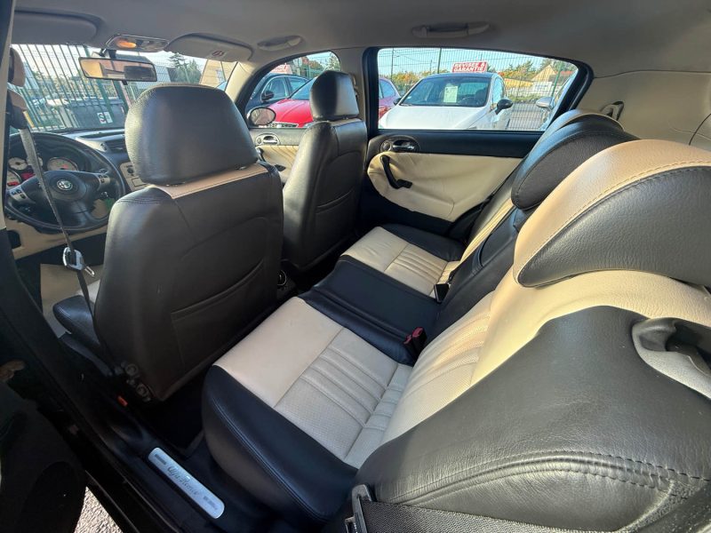 ALFA ROMEO 147 2.0I - 16V 150CV  TS DISTINCTIVE BOITE AUTO 1ER MAIN 