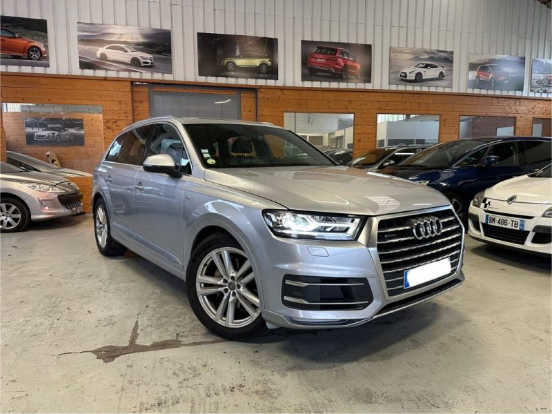 AUDI Q7 3.0 V6 TDI 218CH CLEAN TIPTRONIC 8 QUATTRO S-LINE