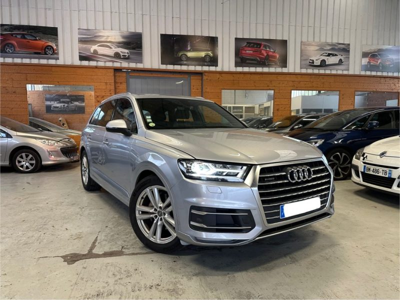 AUDI Q7 3.0 V6 TDI 218CH CLEAN TIPTRONIC 8 QUATTRO S-LINE