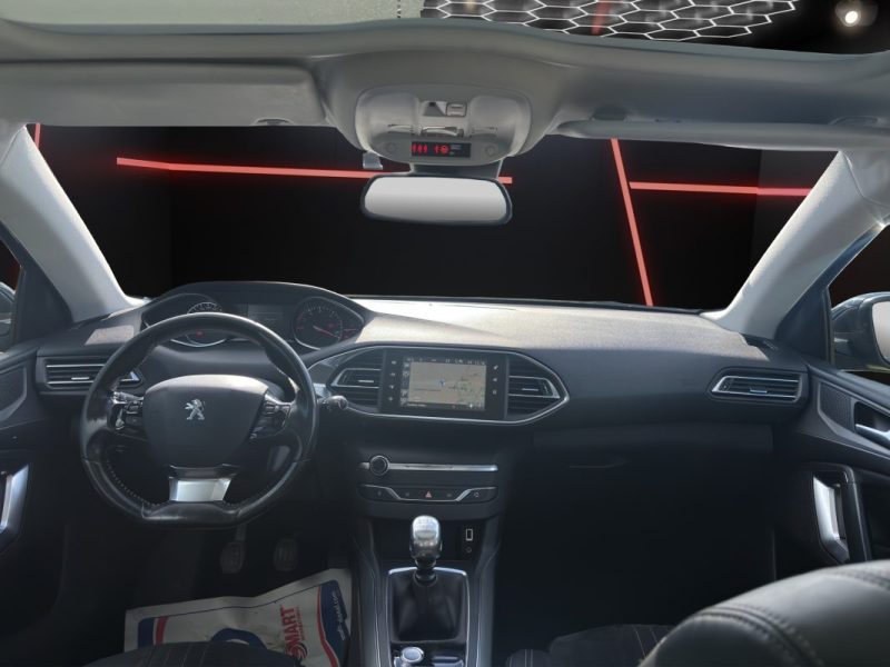 PEUGEOT 308 2.0 BLUE HDI Féline 150 cv