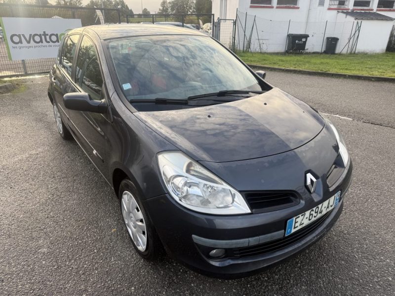 RENAULT CLIO III 1.5 DCI 1461CM3 86CV  2007
