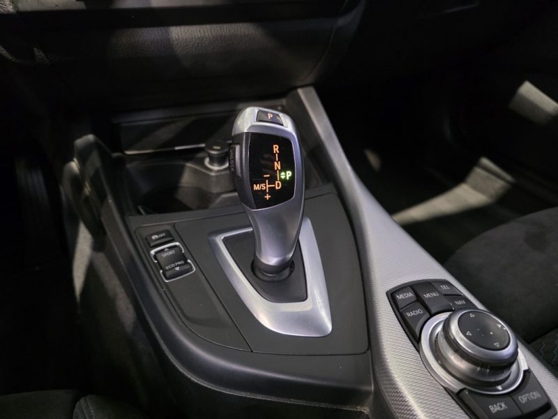 BMW SERIE 1 120d F20 / PACK M / BOITE AUTO / CHAINE OK