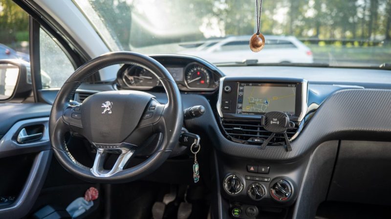 PEUGEOT 2008 1.6 BLUEHDI 100CH ACTIVE BUSINESS S&S 