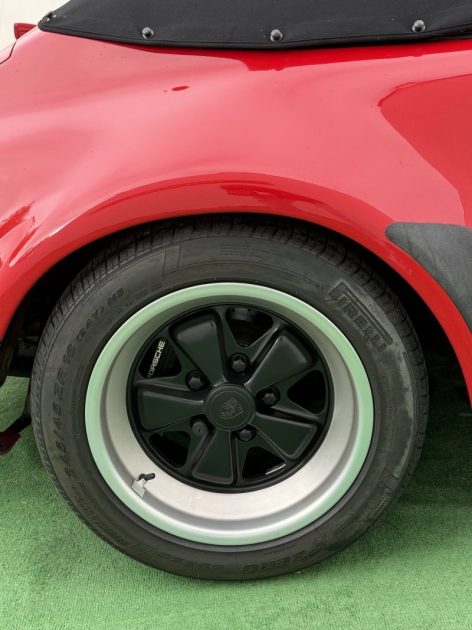 PORSCHE 911 CARRERA 3.2  SPEEDSTER  231 CV  TURBO- LOOK 