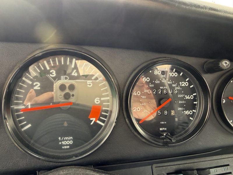 PORSCHE 911 CARRERA 3.2  SPEEDSTER  231 CV  TURBO- LOOK 