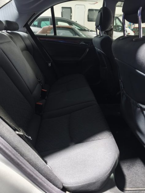 MERCEDES MERCEDES CLASSE C 180 D - FINITION ELEGANCE - BOITE AUTOMATIQUE - CLIMATISATION  C180 CLASSIC BVA 2002