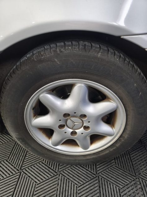 MERCEDES MERCEDES CLASSE C 180 D - FINITION ELEGANCE - BOITE AUTOMATIQUE - CLIMATISATION  C180 CLASSIC BVA 2002