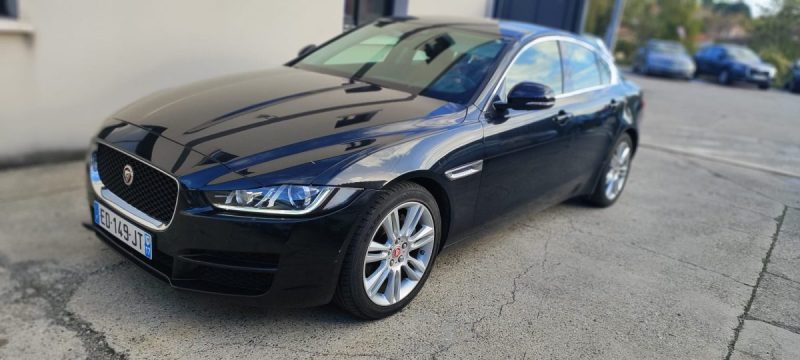 JAGUAR XE 20D PORTFOLIO 2016