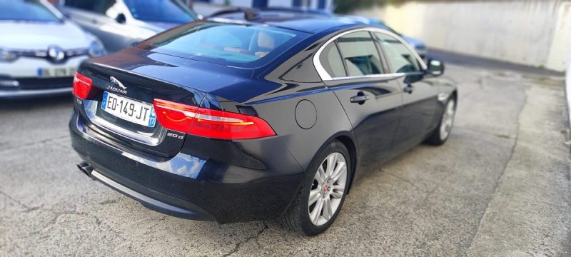 JAGUAR XE 20D PORTFOLIO 2016