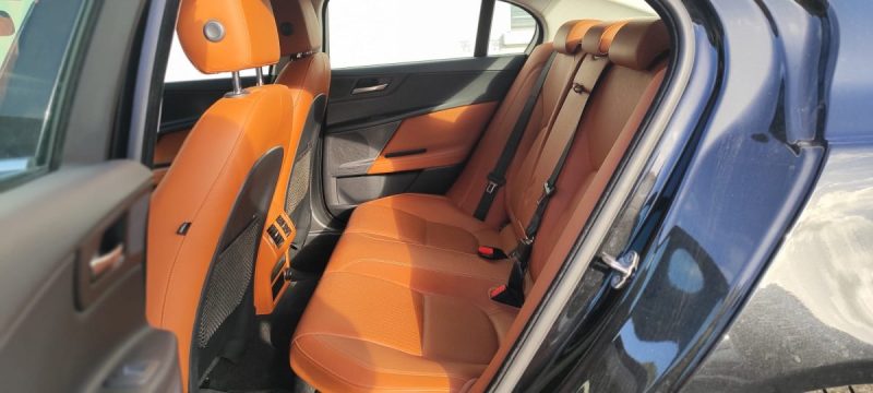 JAGUAR XE 20D PORTFOLIO 2016