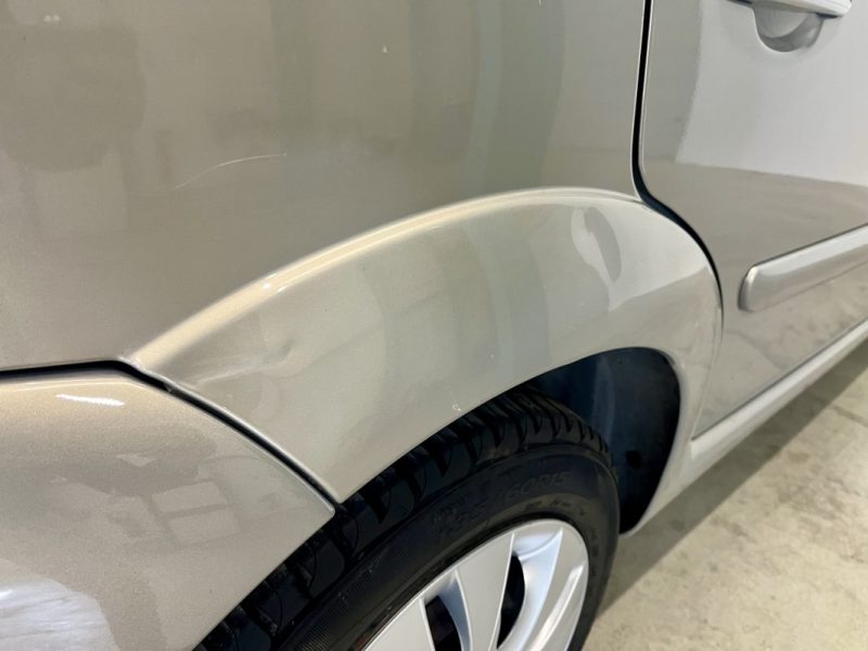 CITROEN C3 1.4 hdi 70ch Exclusive Sensodrive  5 Portes