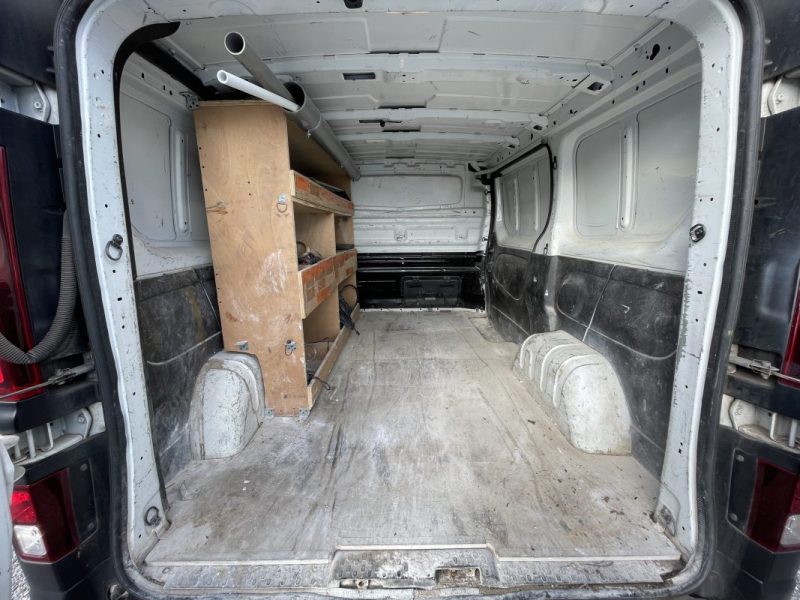 Renault Trafic III L1H1 1.6 DCi 120ch