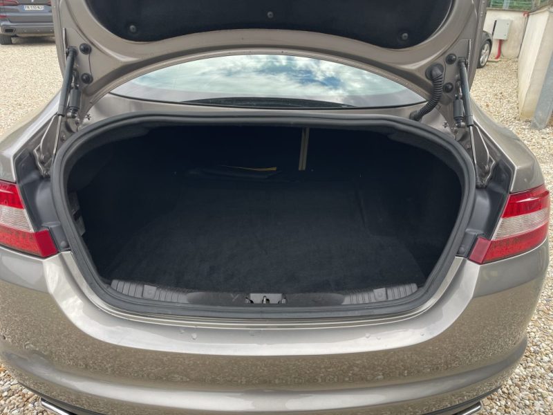 JAGUAR XF V6 3L D S LUXE PREMIUM 275 CH 2009