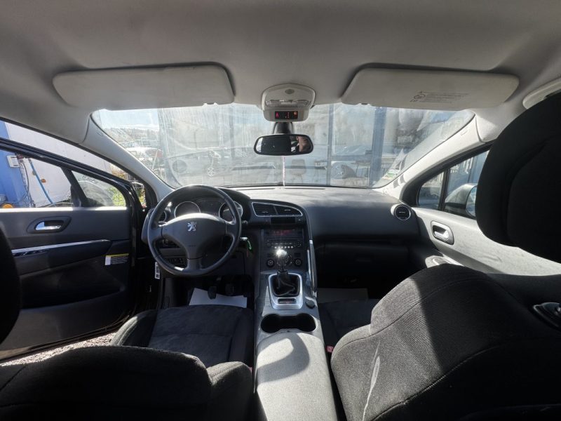 PEUGEOT 3008 1.6 HDI 112 FAP CONFORT PACK 