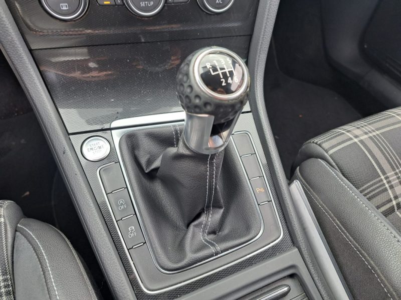 VOLKSWAGEN GOLF GTD  2.0 TDI 184CV 3P BVM6 DISTRIBUTION A JOUR GRAND ECRAN GPS  2014