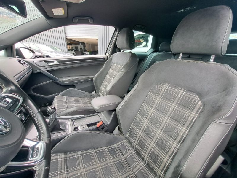 VOLKSWAGEN GOLF GTD  2.0 TDI 184CV 3P BVM6 DISTRIBUTION A JOUR GRAND ECRAN GPS  2014