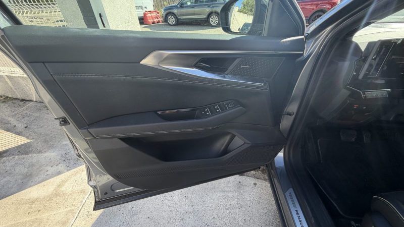 RENAULT AUSTRAL 1.2 E-TECH FULL HYBRID 200CH ICONIC  