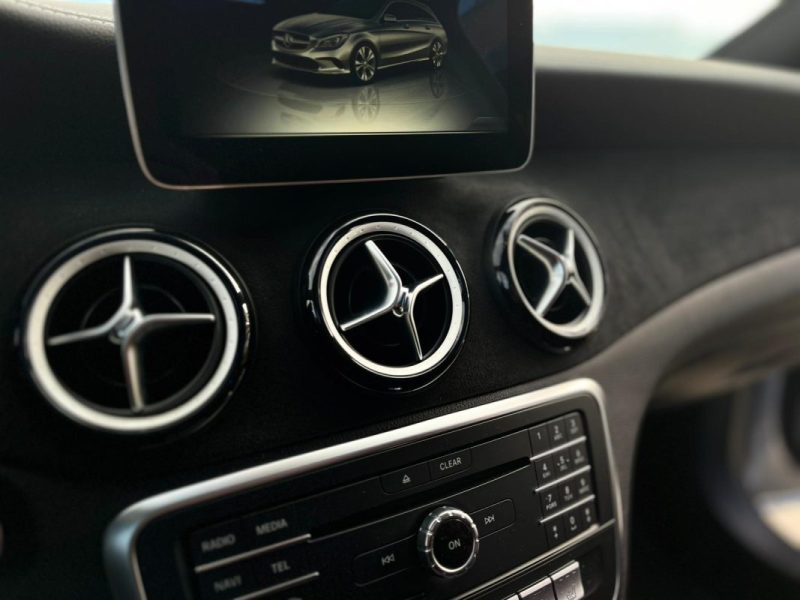 MERCEDES CLASSE CLA (2) SHOOTING BRAKE 180 WHITEART EDITION 7G-DCT - GARANTIE