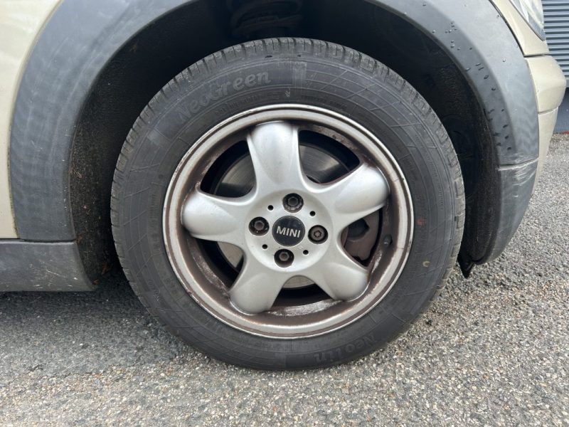 MINI MINI COOPER D R56 110 ONE DISTRIBUTION NEUVE