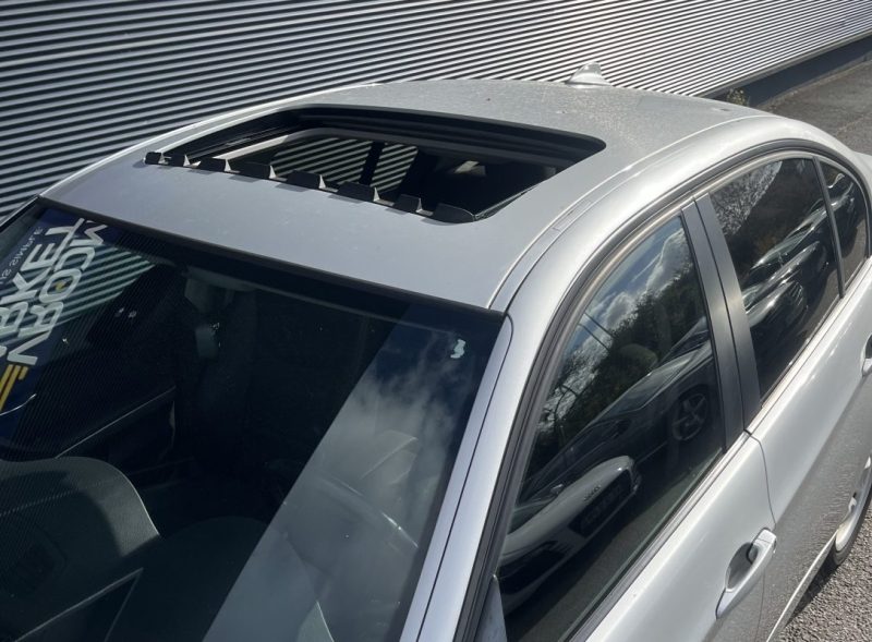 BMW SERIE 3 318D PREMIERE Toit Ouvrant