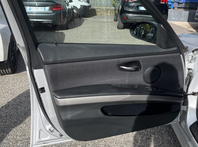 BMW SERIE 3 318D PREMIERE Toit Ouvrant