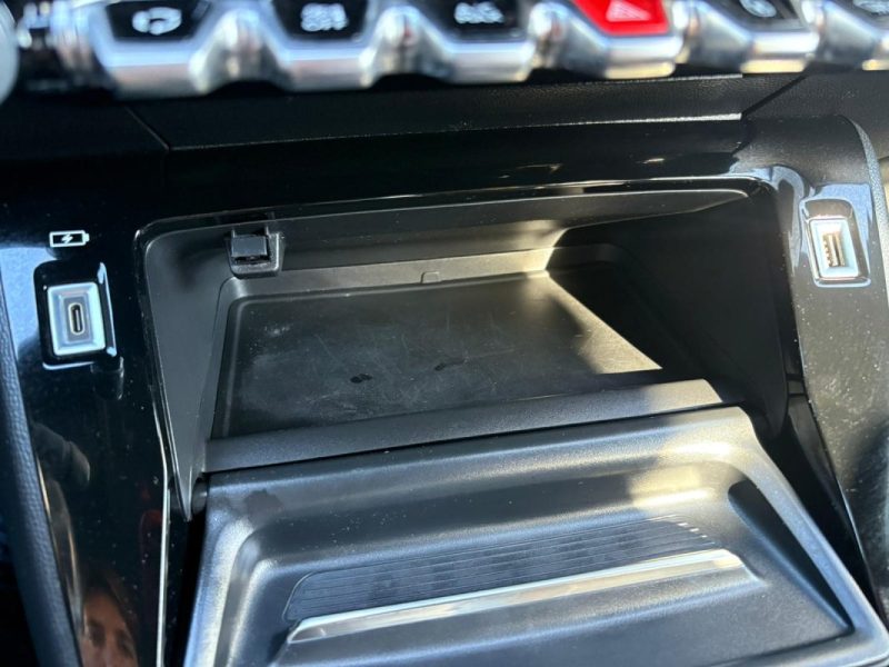 PEUGEOT 208 II 1.2 100Ch Gt Line 🚗 - Distribution neuve -✅  Révision complète✅ - Garantie 6 mois  