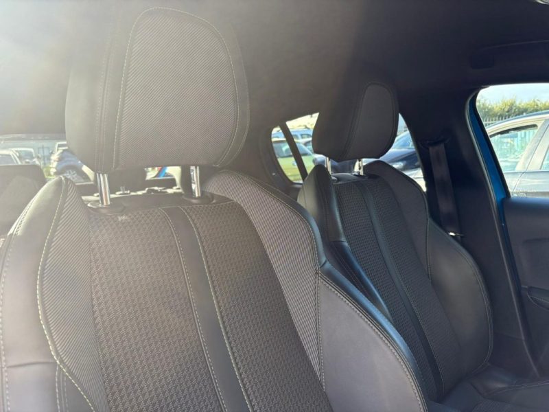 PEUGEOT 208 II 1.2 100Ch Gt Line 🚗 - Distribution neuve -✅  Révision complète✅ - Garantie 6 mois  