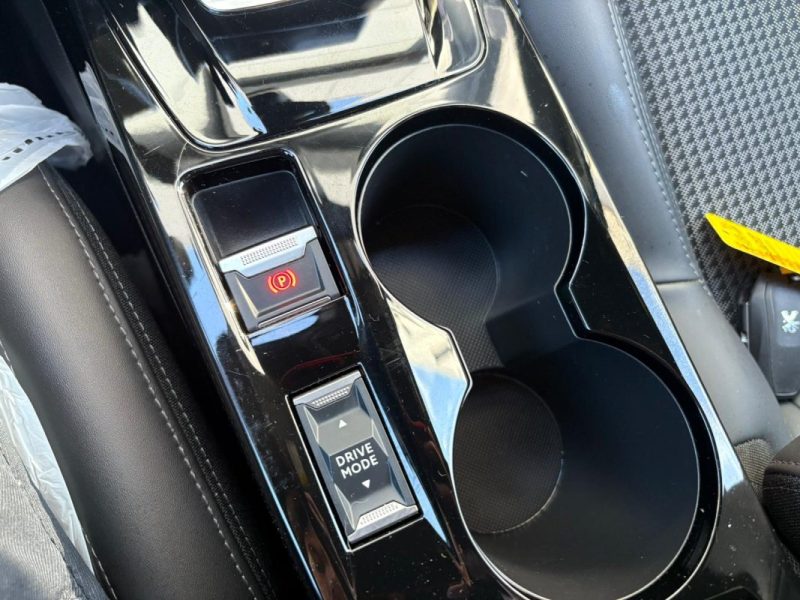 PEUGEOT 208 II 1.2 100Ch Gt Line 🚗 - Distribution neuve -✅  Révision complète✅ - Garantie 6 mois  