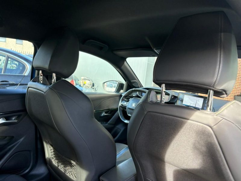 PEUGEOT 208 II 1.2 100Ch Gt Line 🚗 - Distribution neuve -✅  Révision complète✅ - Garantie 6 mois  