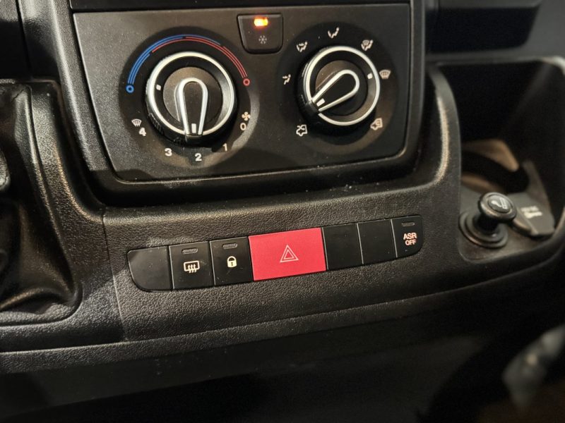 CITROËN JUMPER 2.2 HDI 140 CH 3 PL - SUIVI D'ENTRETIEN COMPLET 