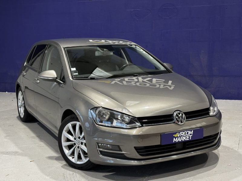Volkswagen Golf 7 1.4 TSI 150ch Carat - Attelage amovible - Caméra de recul - Régulateur adaptatif
