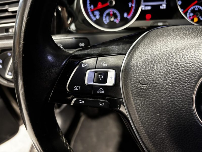 Volkswagen Golf 7 1.4 TSI 150ch Carat - Attelage amovible - Caméra de recul - Régulateur adaptatif