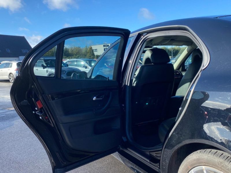 SAAB 9-3 Vector TX 1.9 TID 150ch 🚗🔥 Sièges chauffants 🛋️ Clim ❄️ Reprise 🔄 Garantie 6 mois ✅