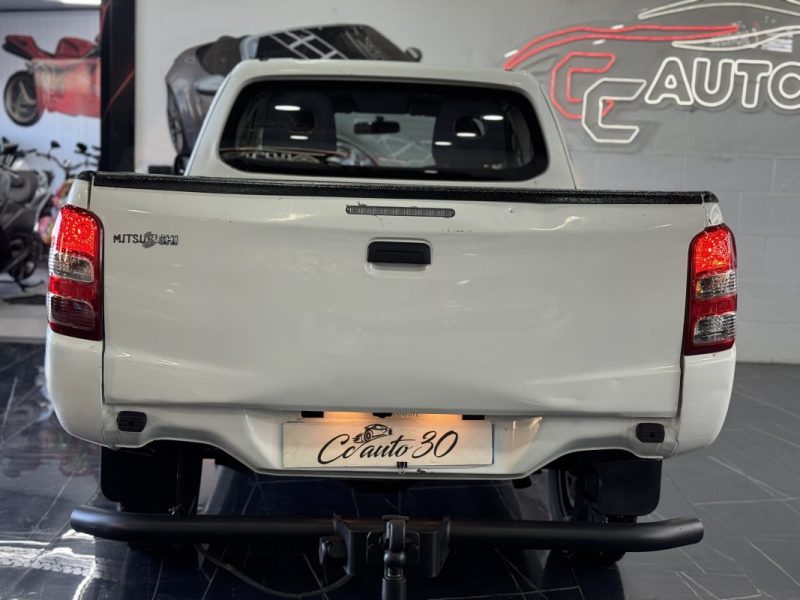 MITSUBISHI L200 / TRITON 2.4 DI-D 4WD 2442CM3 154CV  2015 TTC