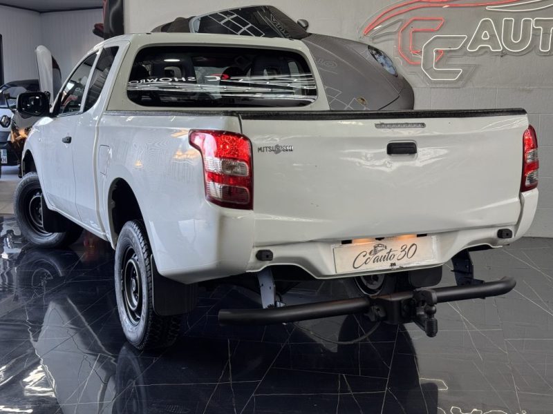MITSUBISHI L200 / TRITON 2.4 DI-D 4WD 2442CM3 154CV  2015 TTC