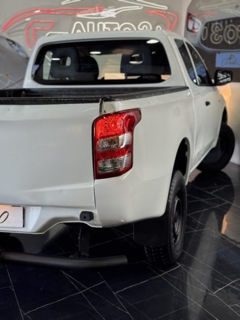 MITSUBISHI L200 / TRITON 2.4 DI-D 4WD 2442CM3 154CV  2015 TTC