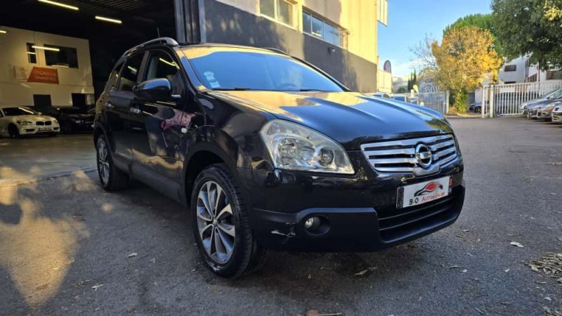 Nissan Qashqai +2 1.5 dCi 105cv, *Toit panoramique*, *Caméra de recul*, *Attelage remorque*,*7 Place